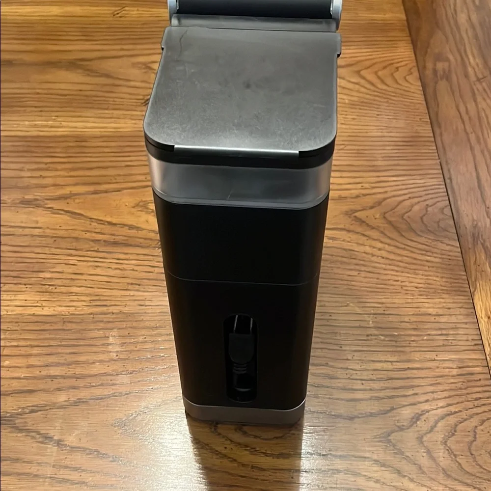 Keurig K Mini Single Serve Coffee Brewer Matte Black and Silver - Picture 8 of 15